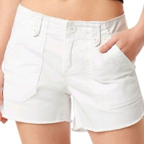 Supplies by Unionbay White Raw Edge Denim Shorts Size 4 - Picture 1 of 9